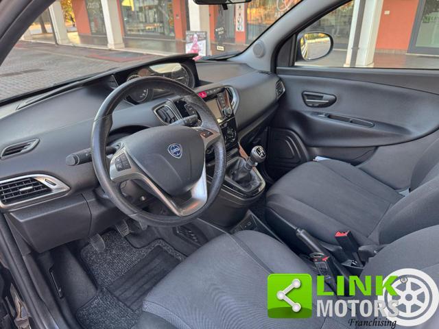 LANCIA Ypsilon 1.2 69 CV 5 porte S&S Gold