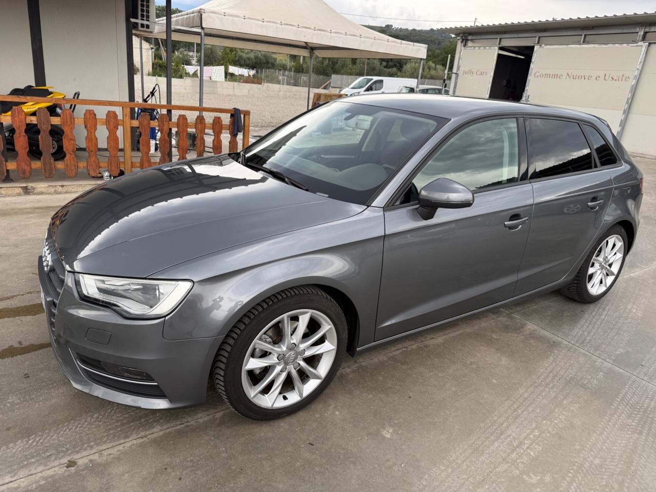Audi A3 2.0 TDI 150 CV S tronic Attraction