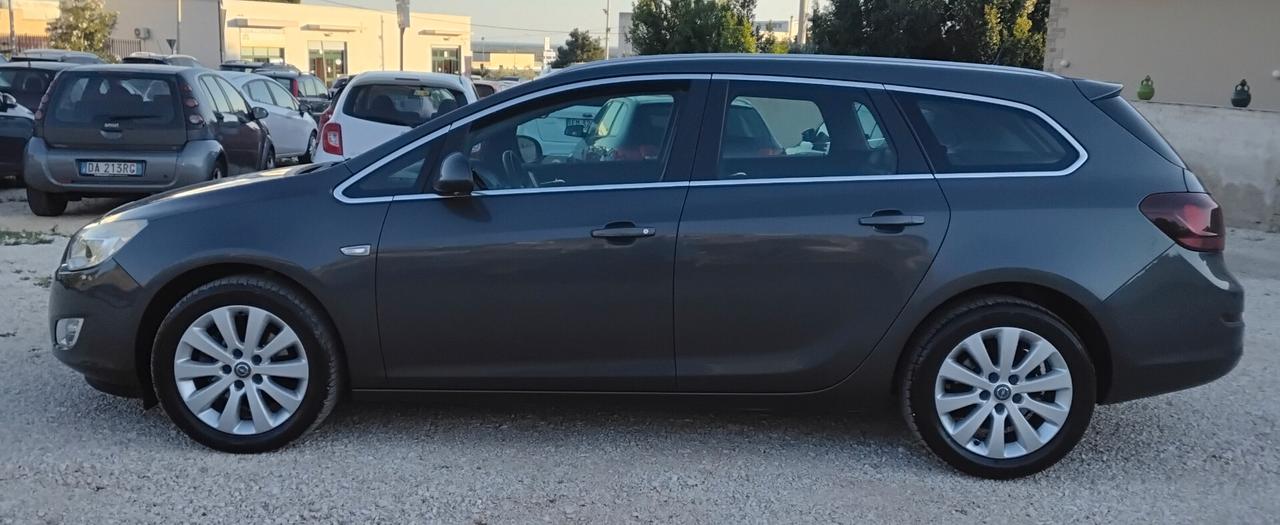 Opel Astra 1.7 CDTI 110CV Sports Tourer Cosmo