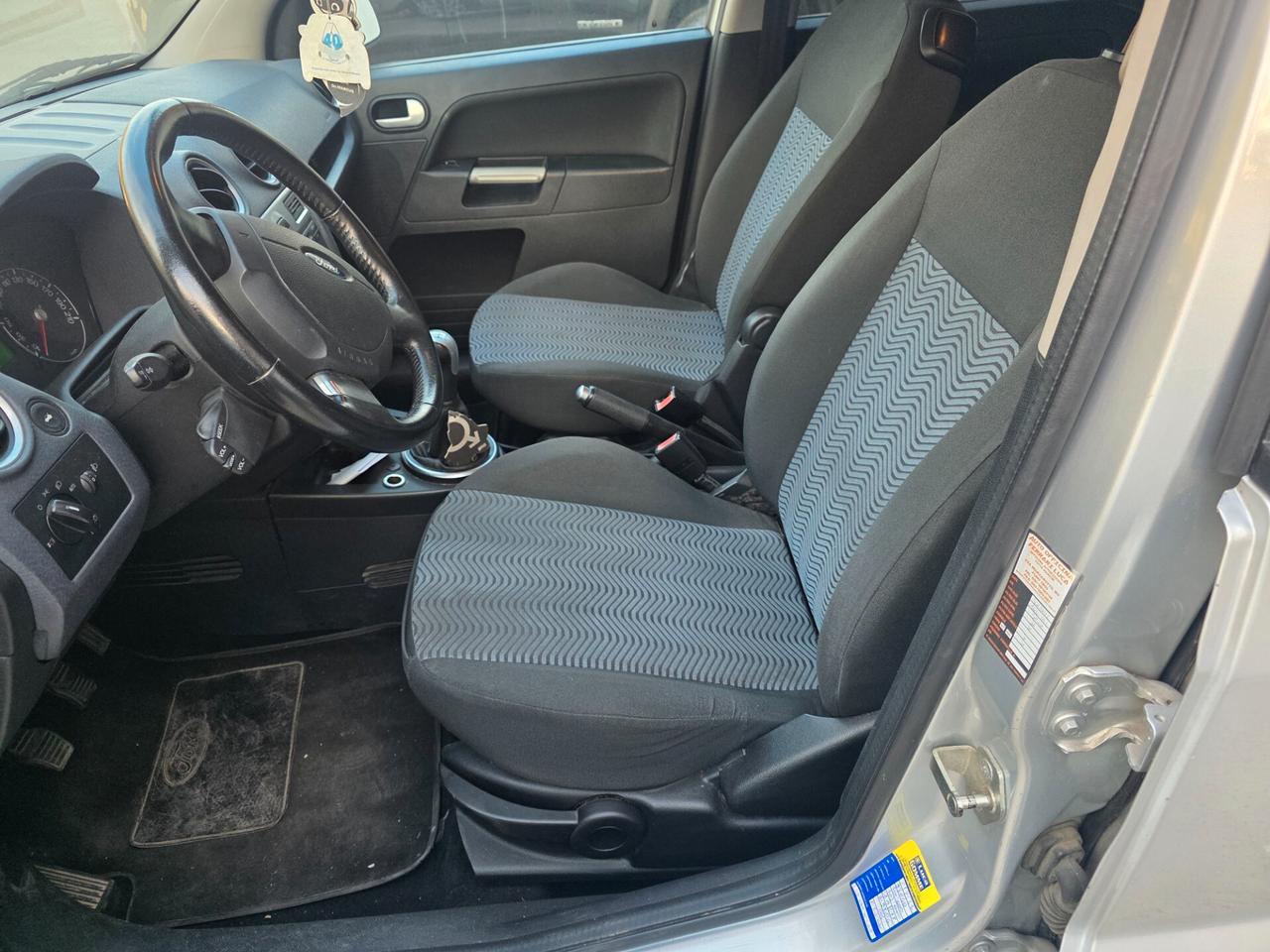 Ford Fusion 1.4 16V 5p. Titanium