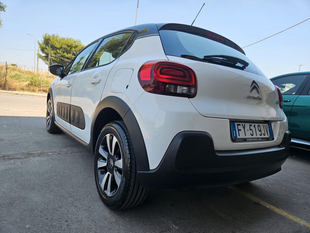 Citroen C3 1.2 benzina 61kw SHINE 2019