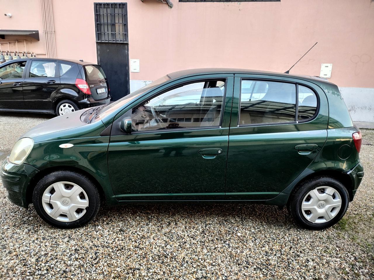 Toyota Yaris 1.4 tdi D-4D 5p Sol