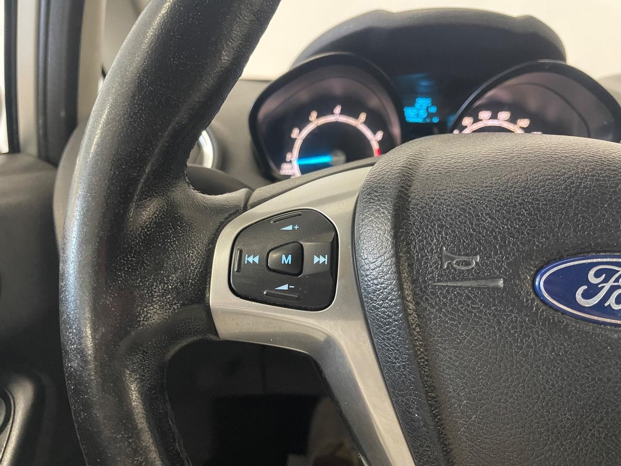 Ford Fiesta 1.4 5 porte Bz.- GPL Business Perfetta !