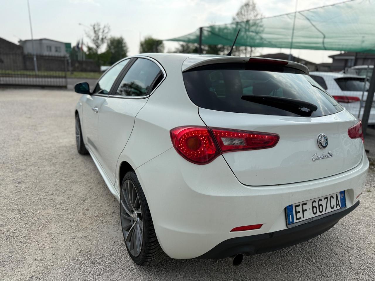 Alfa Romeo Giulietta 1.6 JTDm-2 105 CV Distinctive