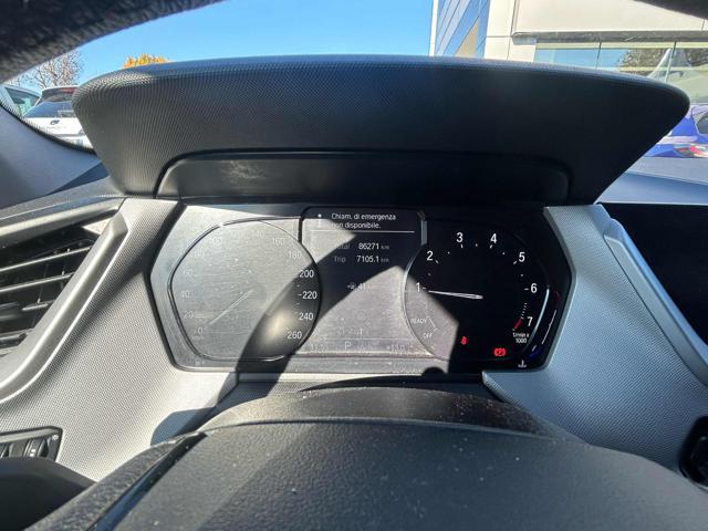 BMW 118 i 5p. Business Advantage