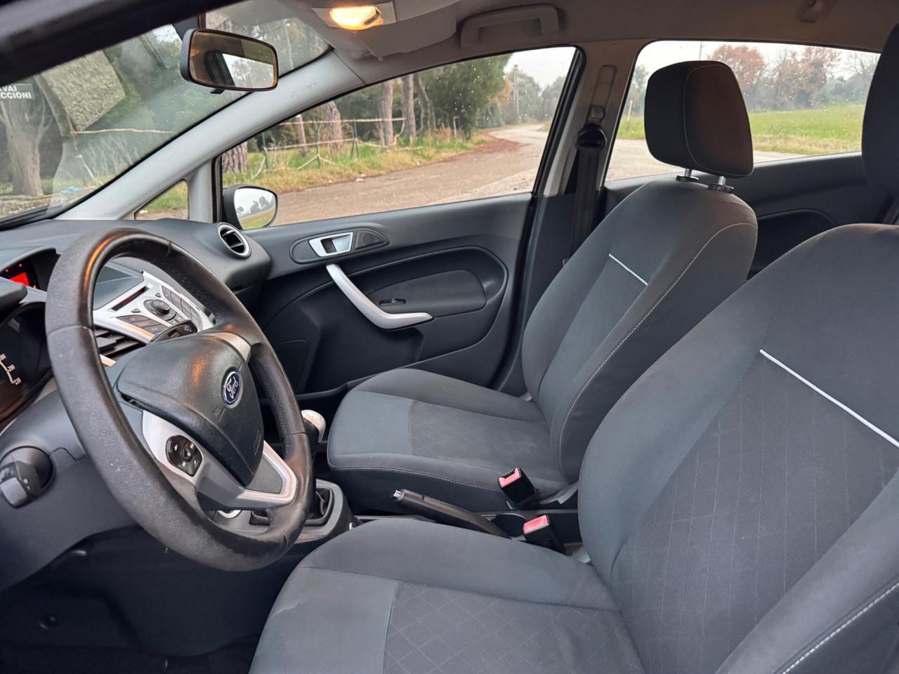 Ford Fiesta Ikon 1.4 5 porte Bz.- GPL