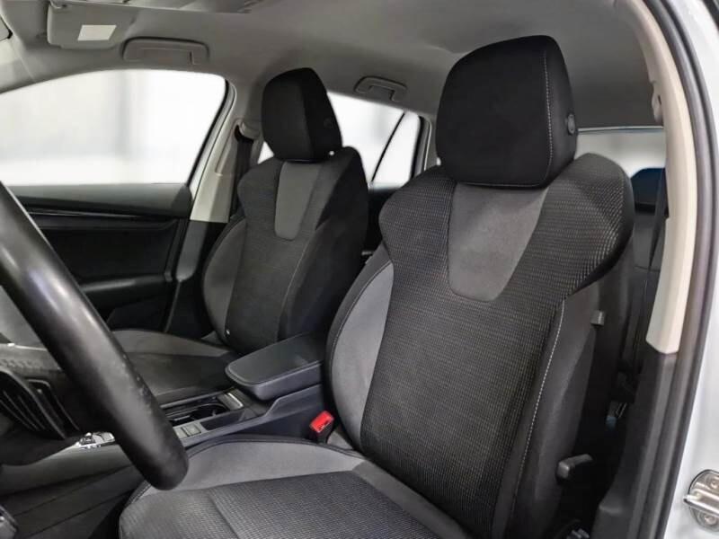 Skoda Octavia 2.0 TDI EVO SCR 150 CV DSG Wagon Executive