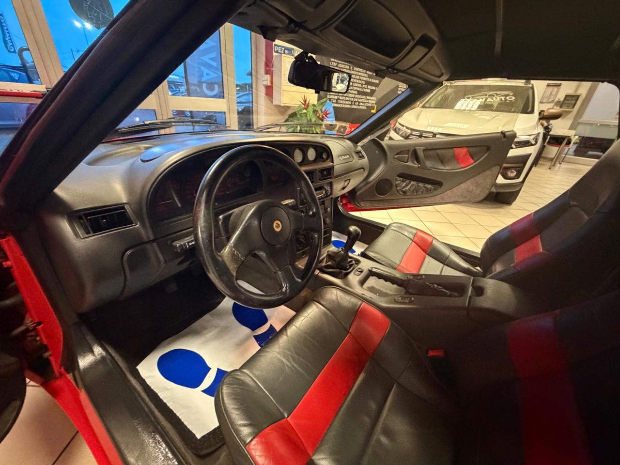 Lotus Elan 1.6i turbo 16V SE