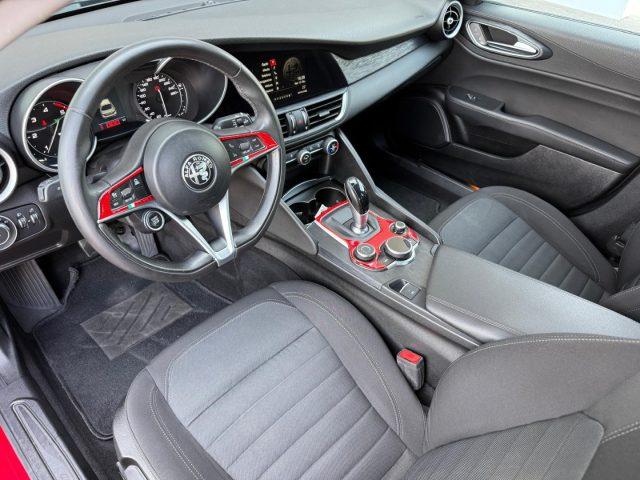 ALFA ROMEO Giulia 2.2 Turbodiesel 160cv AT8 Sprint BLACK PACK-18"