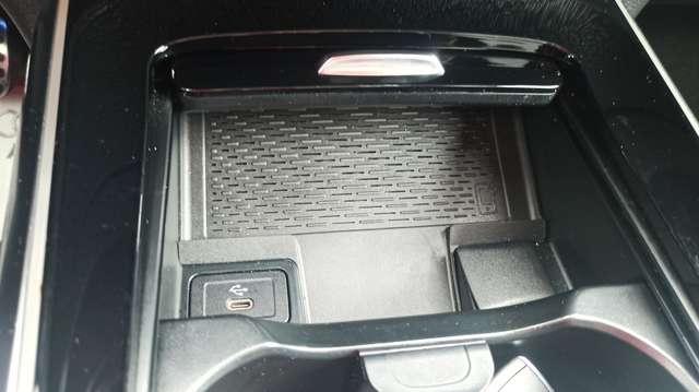 Mercedes-Benz GLA 200 GLA 200 d Premium AMG * RESTYLING+MULTIBEAM+LUCI*