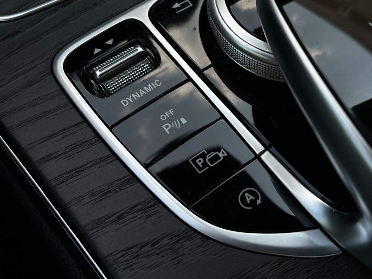 Mercedes C 220 D Premium Plus AMG Line 9G-Tronic Plus Cabrio