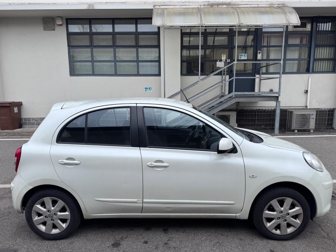 Nissan Micra 1.2 12V 5 porte Tekna 2012