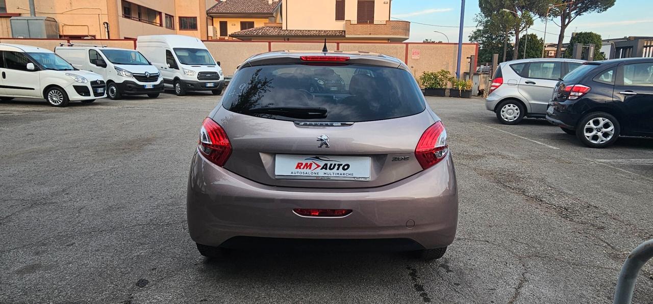Peugeot 208 1.4 HDi 68 CV Allure solo 49000 Km