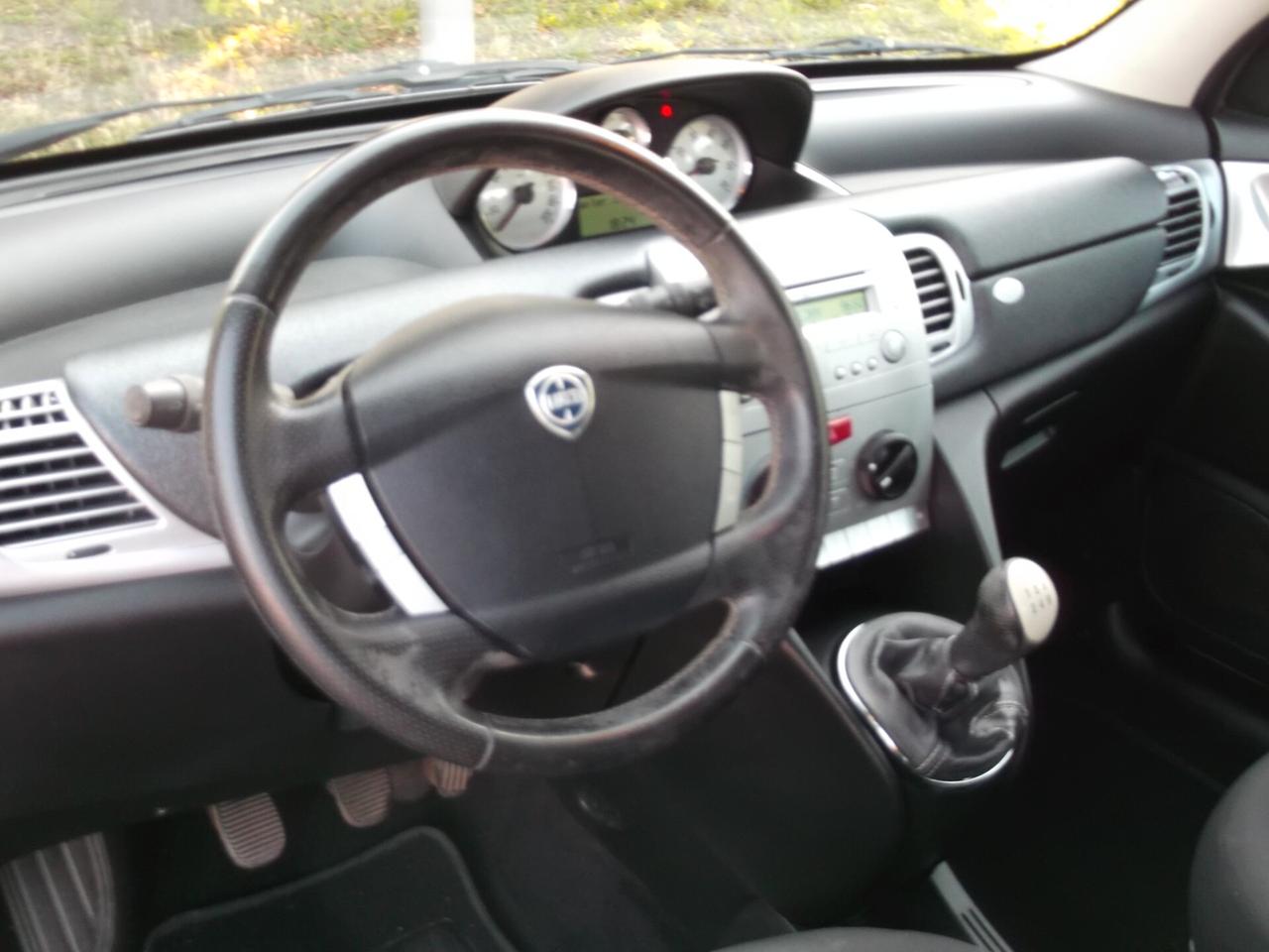 Ypsilon 1.3 MJT Neopatentati 2011