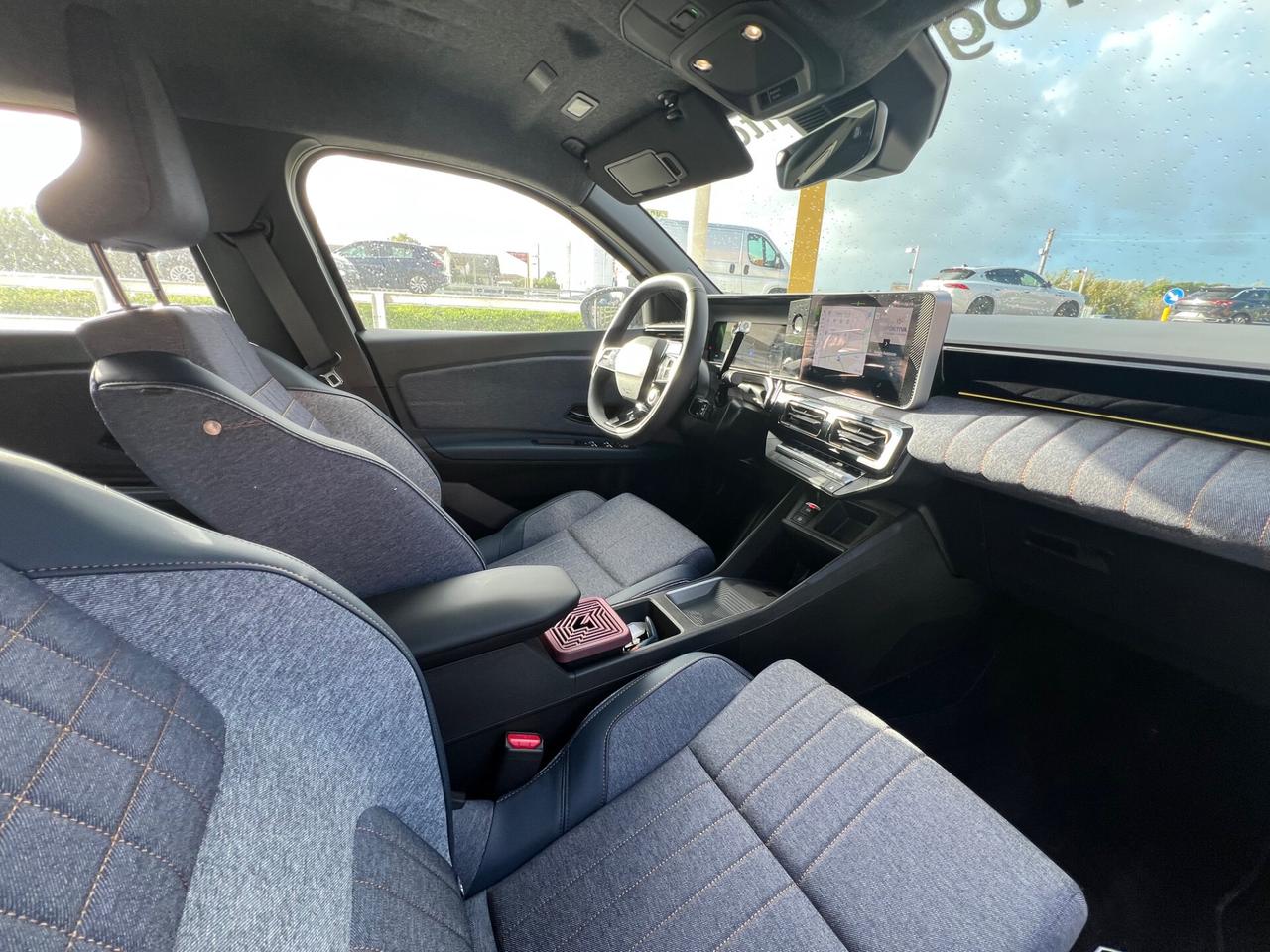 Renault 4 E-Tech Electric 150 CV Comfort Range Techno