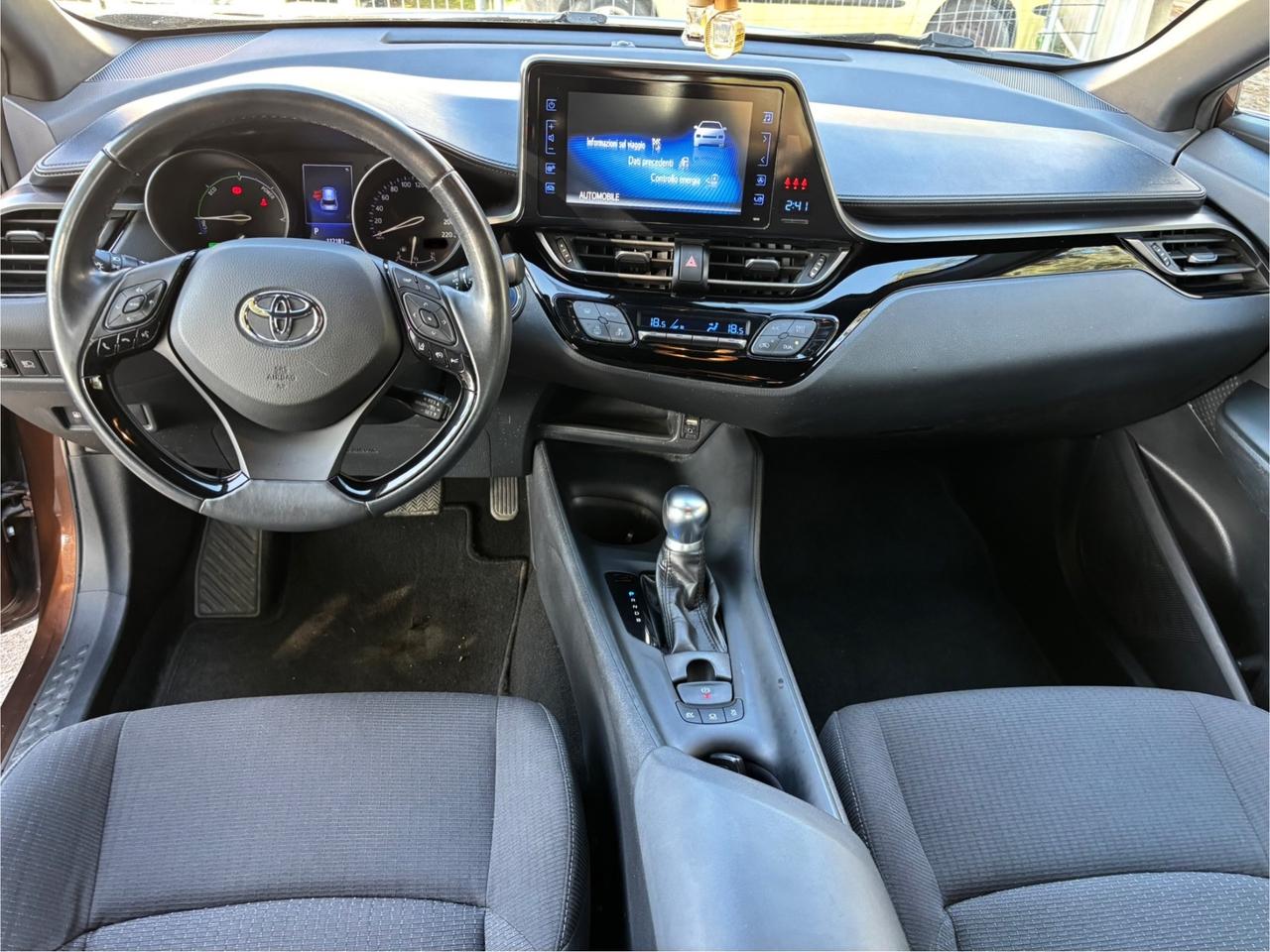 Toyota C-HR 1.8 Hybrid E-CVT Style