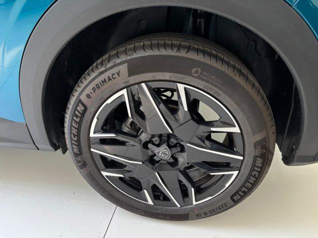 PEUGEOT 3008 Hybrid 136 e-DCS6 Allure tua da ?379,00 mensili