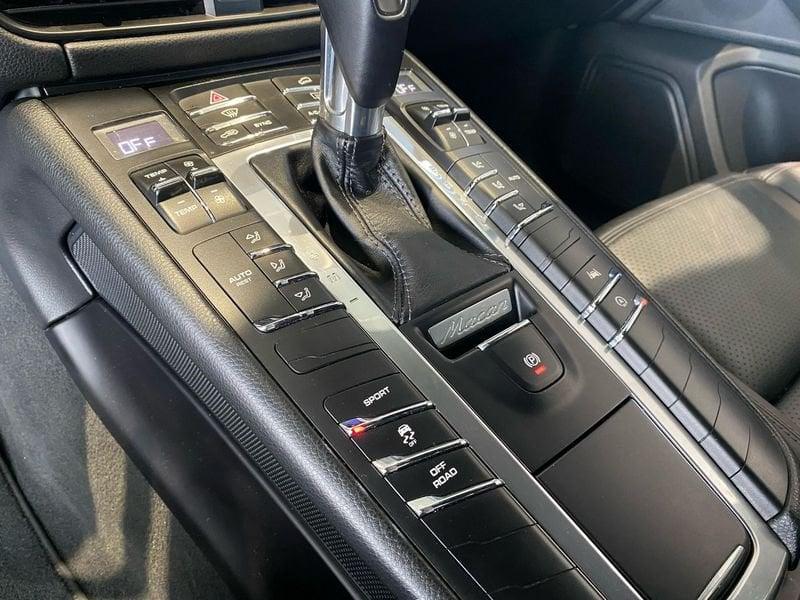 Porsche Macan 2.0 245 cv PDK