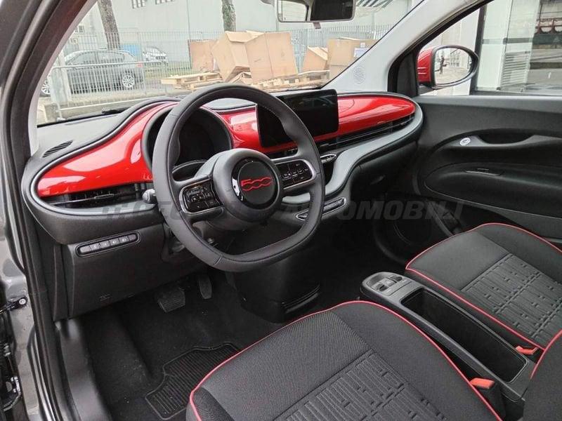 FIAT 500e 500e 42 kWh (Red)