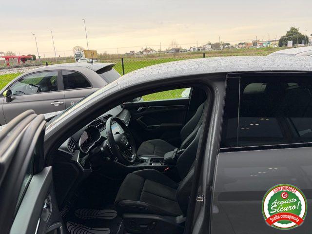 AUDI RS Q3 Sportback quattro S tronic