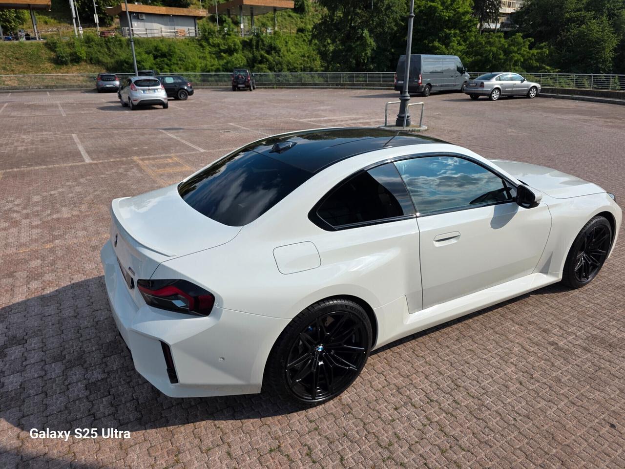 M2 full optional valutiamo usato