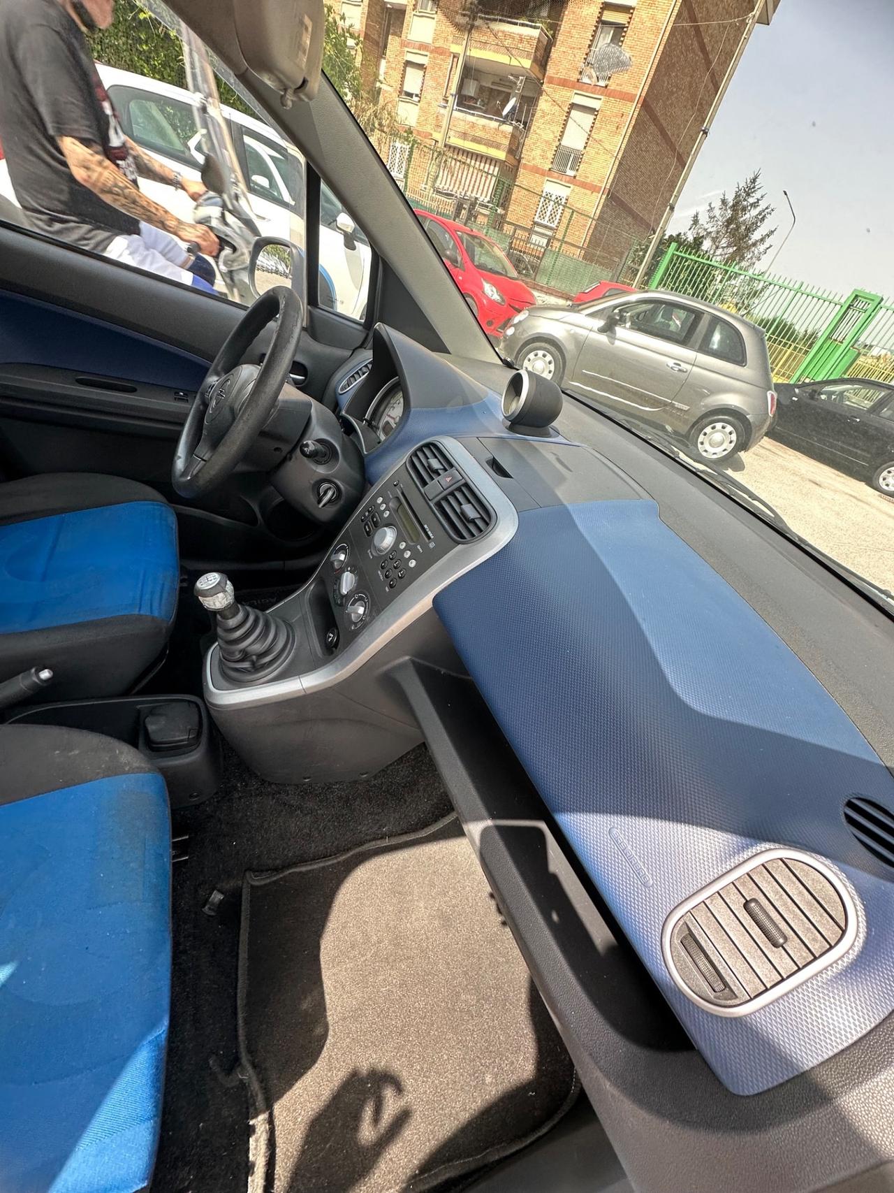 Opel Agila 1.2 16V 86CV aut. Enjoy