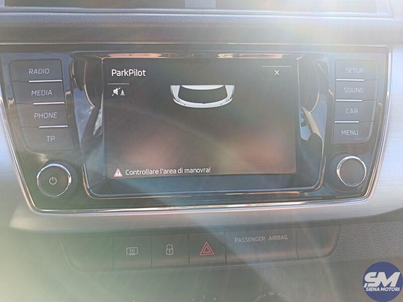 Skoda Fabia Fabia 1.0 MPI 75 CV Twin Color Design Edition Argento