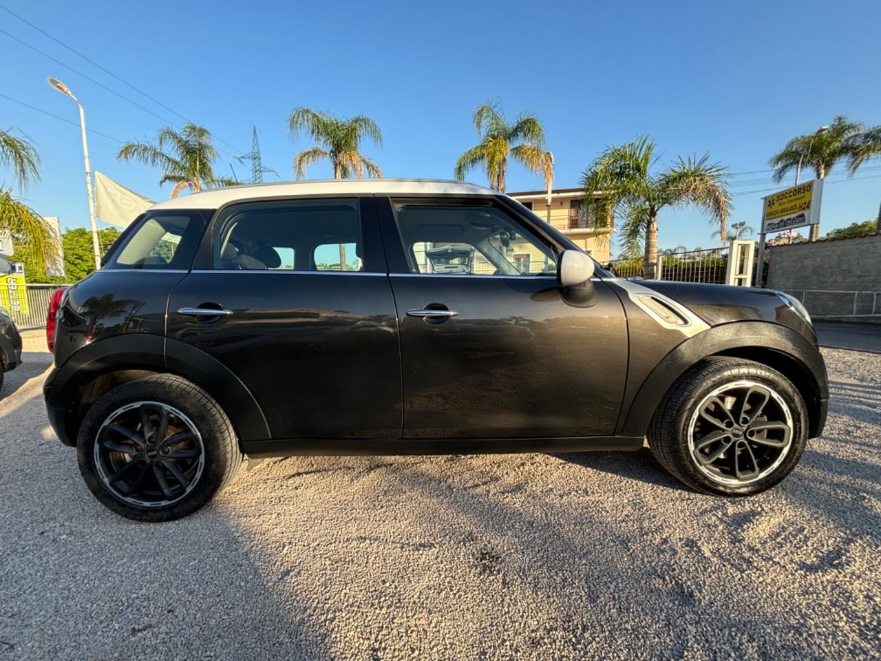 MINI COUNTRYMAN D 1.6 111CV PARK LANE PLUS