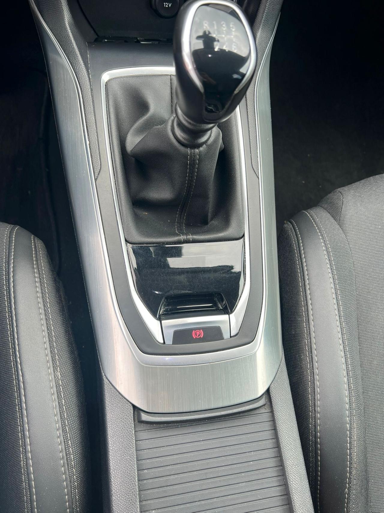 Peugeot 308 BlueHDi 130 S&S Allure