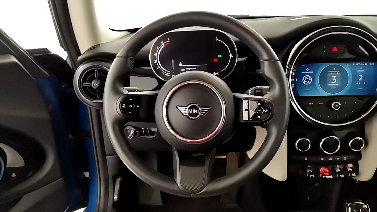 MINI Mini IV F54-F55-F56-F57 - Mini 3p 1.5 Cooper Camden Premium Mid Package auto