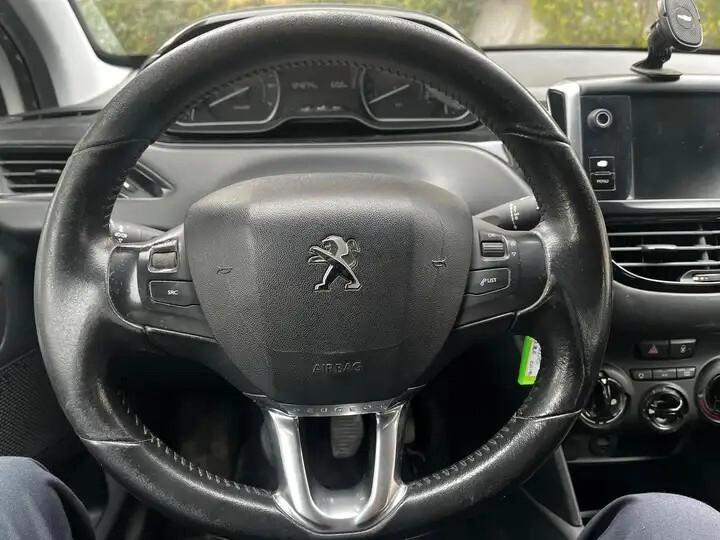 Peugeot 208 PureTech