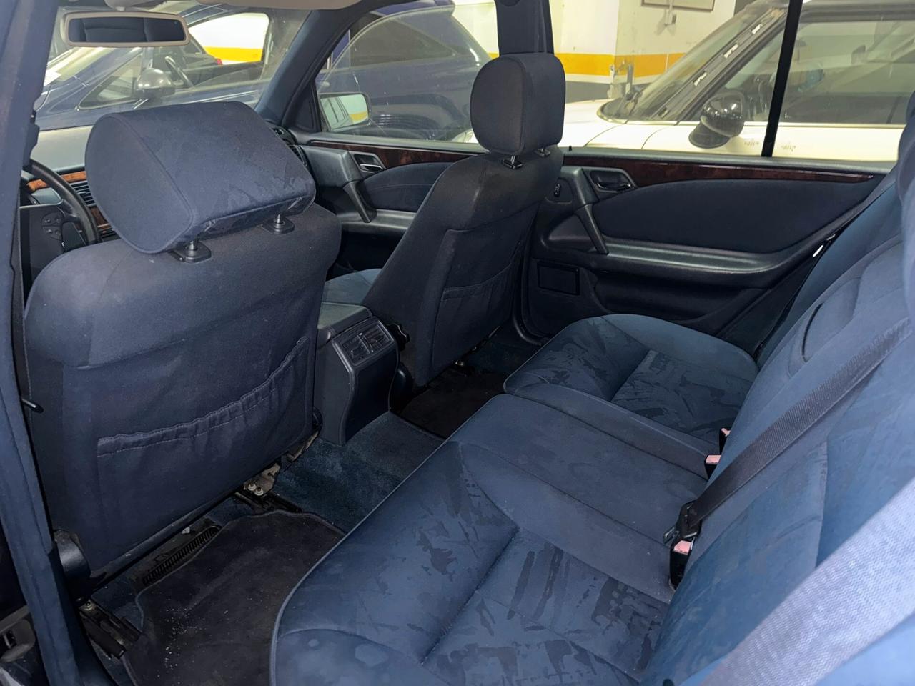 Mercedes-benz E 200 Kompressor cat S.W. Avantgarde