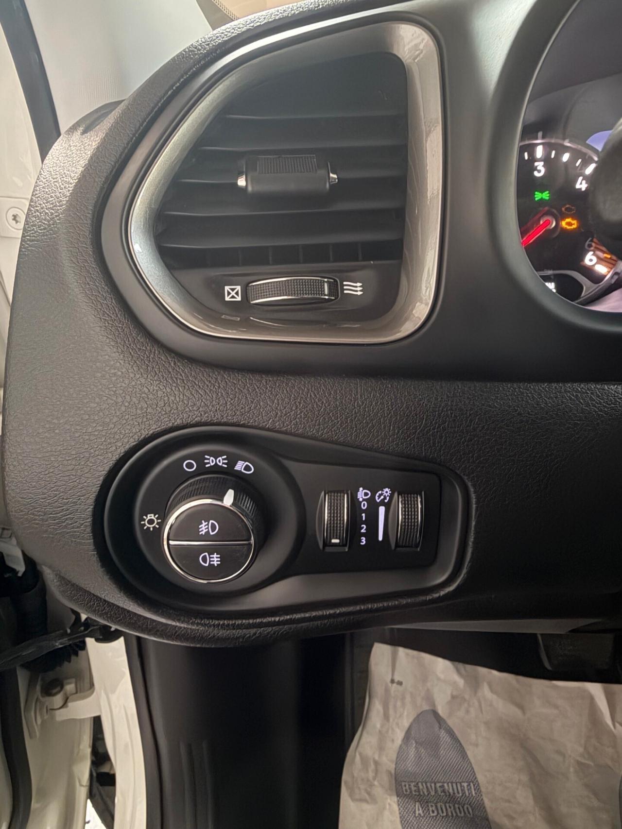 JEEP RENEGADE 1.6 M-JET 120cv DDCT LIMITED