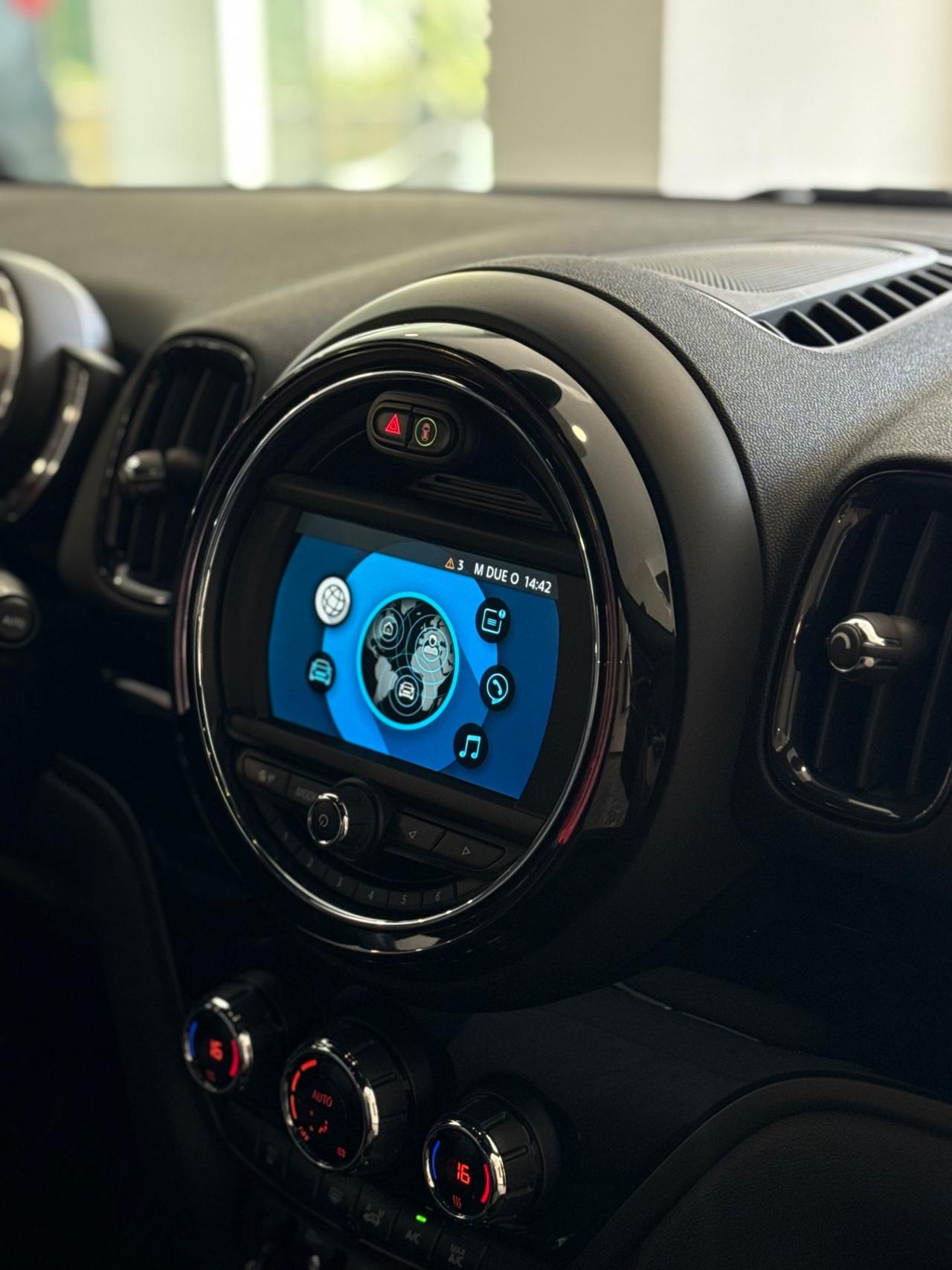 Mini Cooper D Countryman 1.5 One Business Automatica
