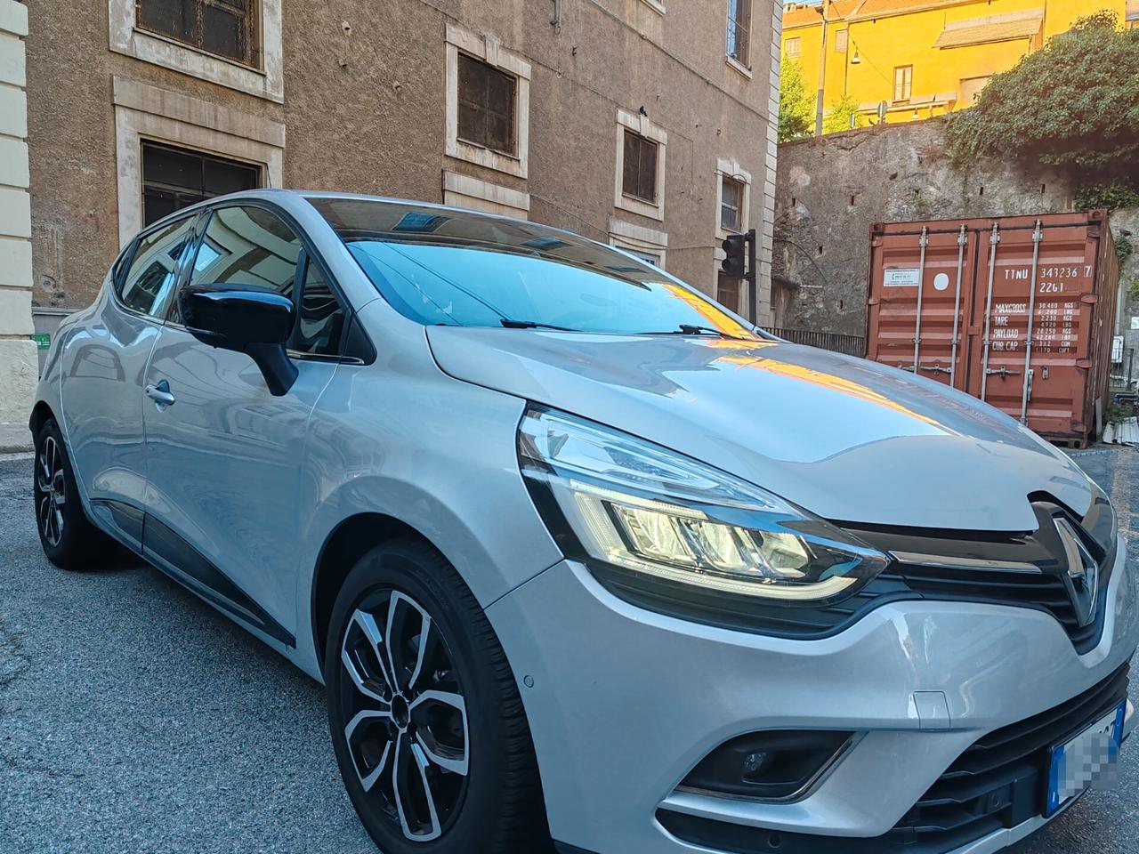 Renault Clio dCi 8V 90 CV 5 porte Moschino Zen
