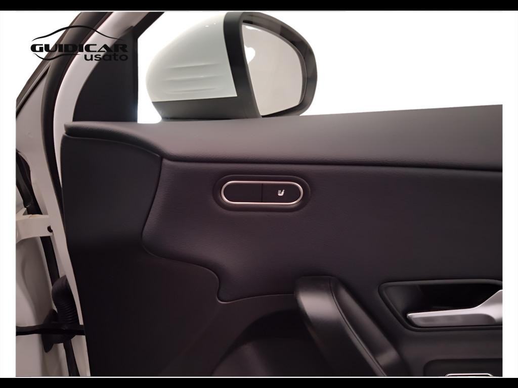 Mercedes-Benz Classe A - W177 2023 - A 180 d Advanced auto