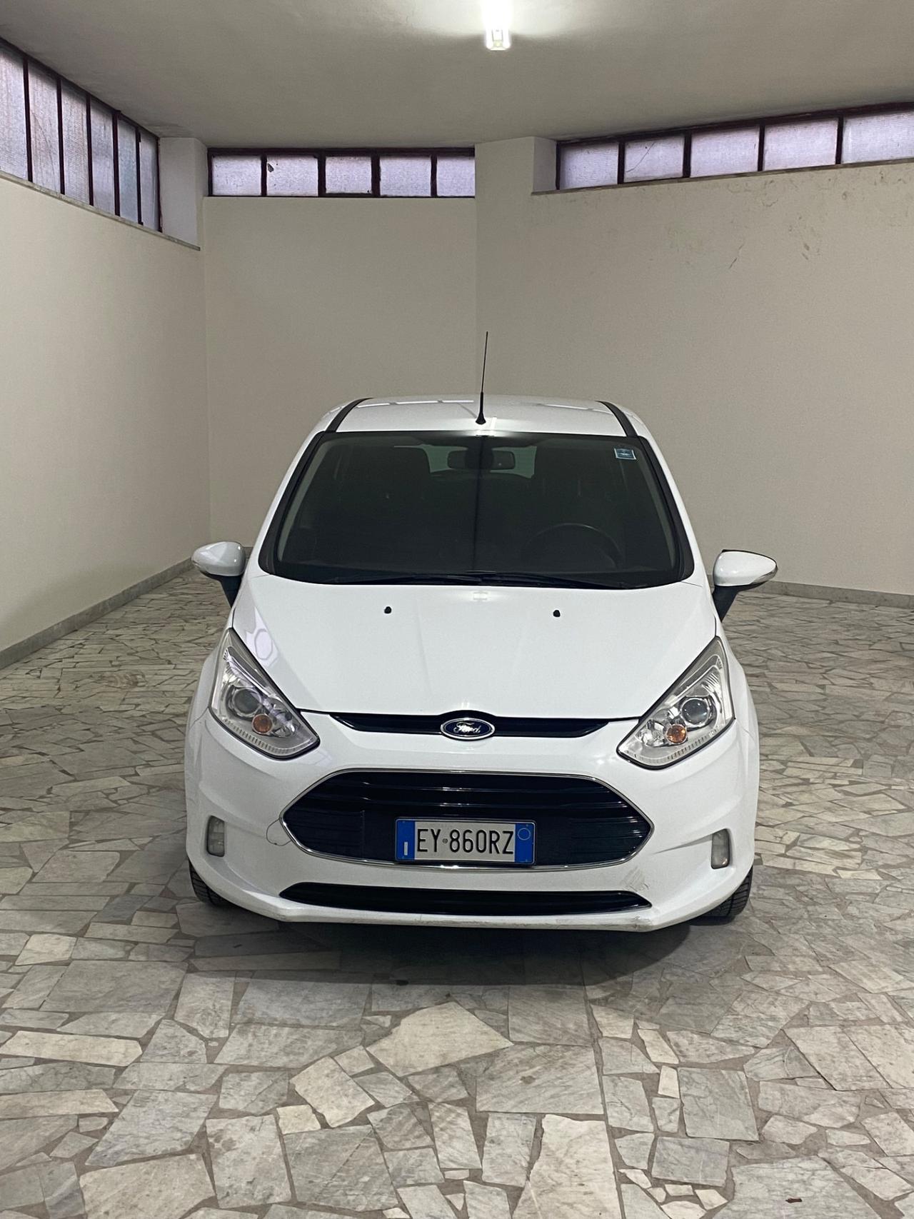 Ford B-Max BUSINESS TITANIUM