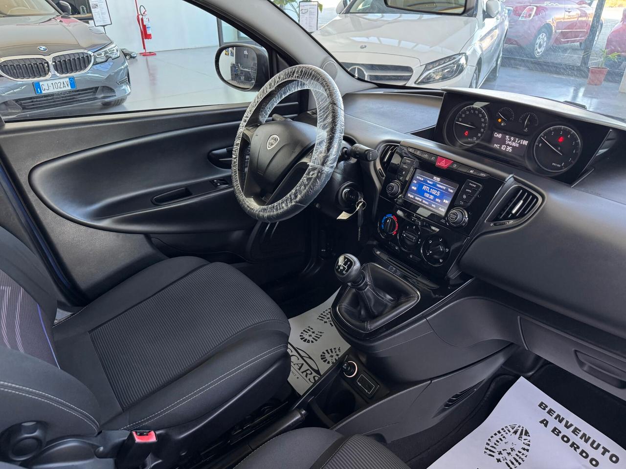Lancia Ypsilon 1.2 69 CV 5 porte Gold