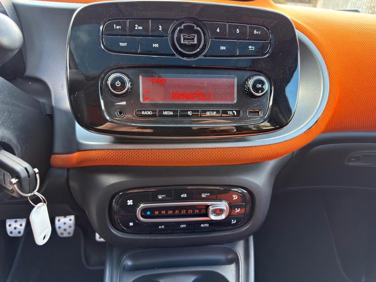 Smart ForFour 1.0 Benzina 2016 – Garanzia Shock