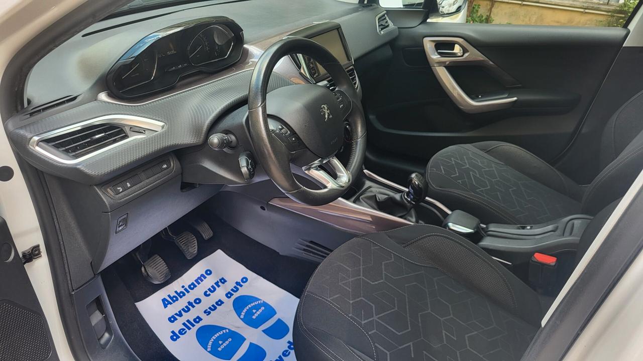 Peugeot 2008 1.2 VTi 82CV Allure