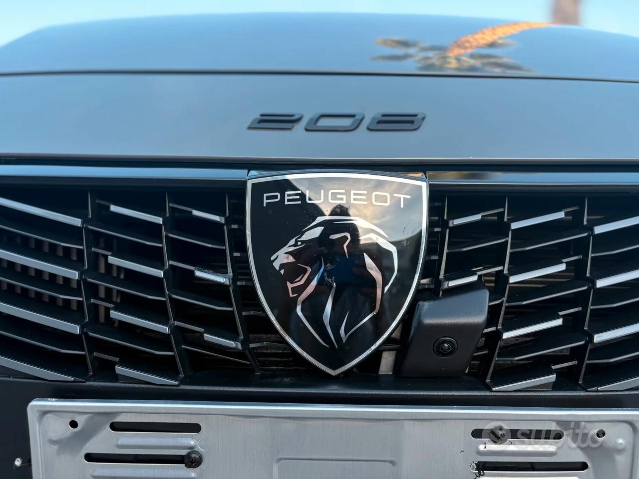 Peugeot 208 1.2 100 5 porte Allure + Vision Pack My25