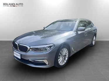 BMW Serie 5 Touring 520 d Luxury Steptronic
