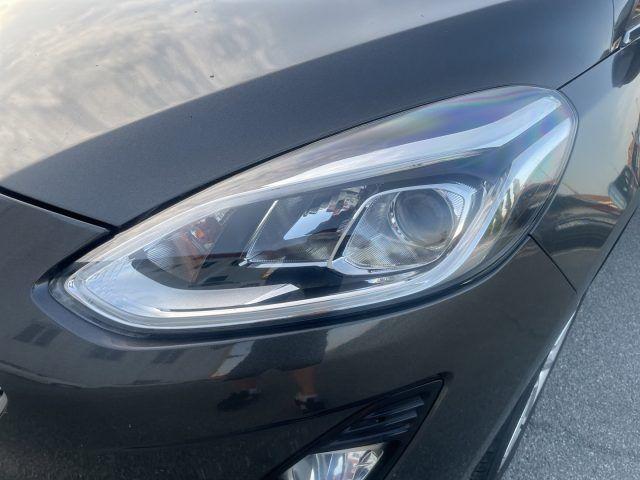 FORD Fiesta 1.1 BENZ 85 CV 5 porte Titanium OK NEOPATENTATI