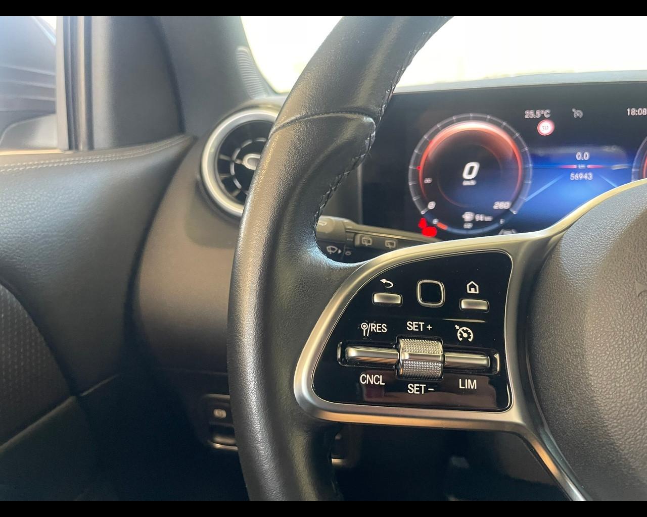 Mercedes-Benz GLA (H247) - GLA 180 d Automatic Sport Plus