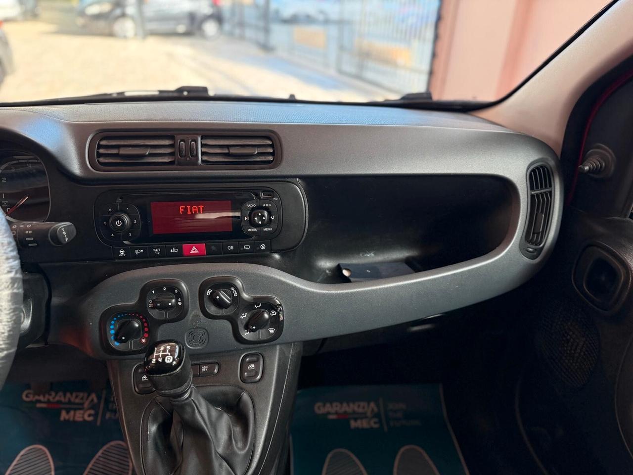 Fiat Panda 1,2 LOUNGE ADATTA NEOPATENTATI