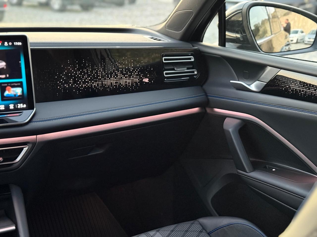 Volkswagen Tiguan 2.0 TDI 150 CV DSG R-Line