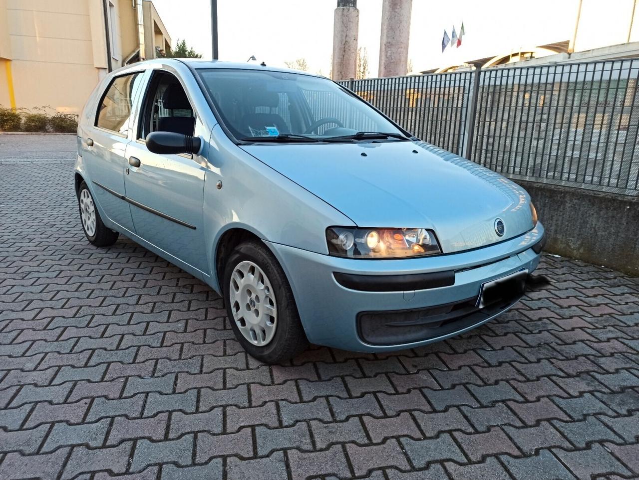 Fiat Punto 1.2i cat 5 porte ELX