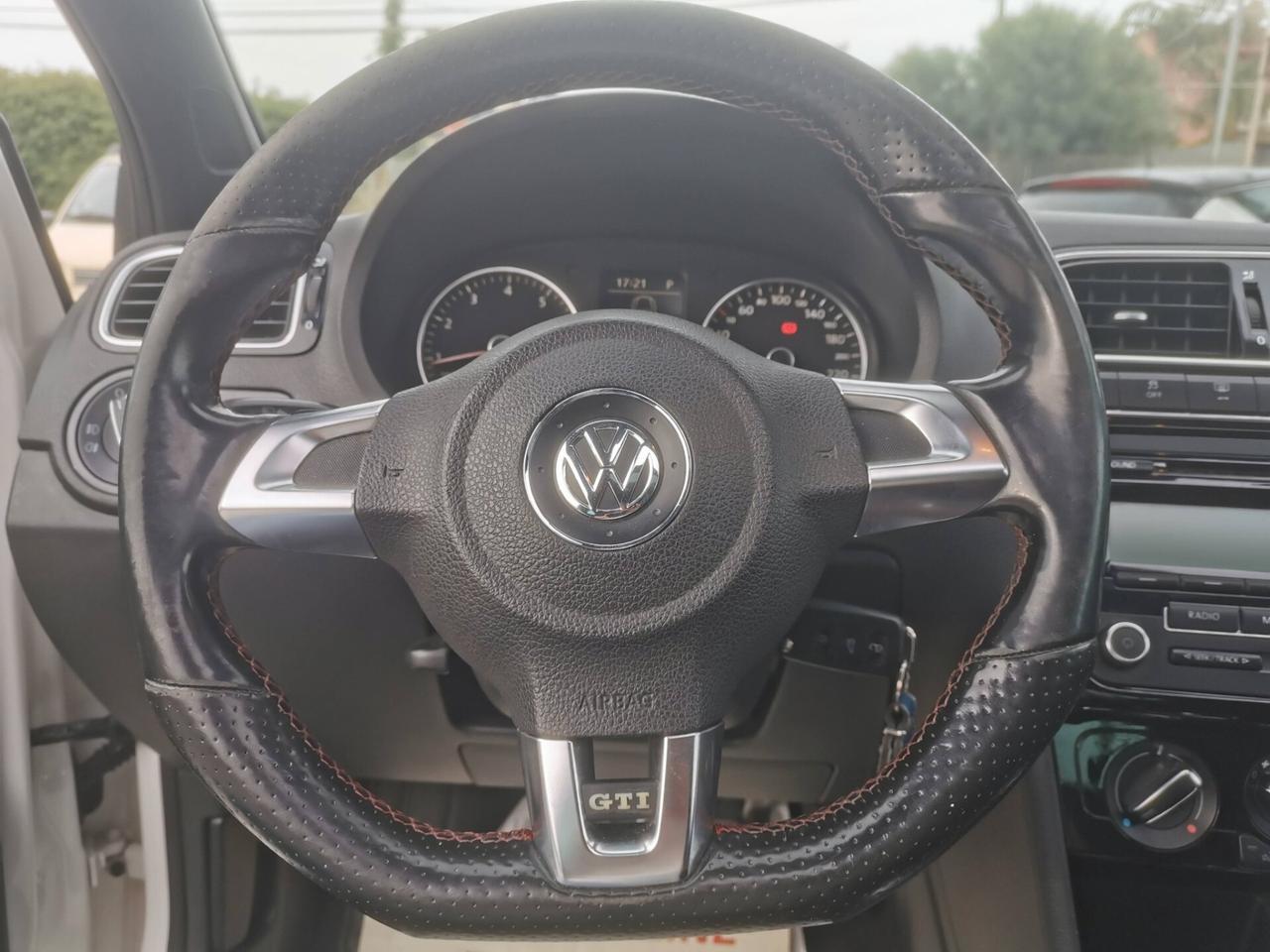 Volkswagen Polo 1.4 TSI DSG 3 porte GTI 2011