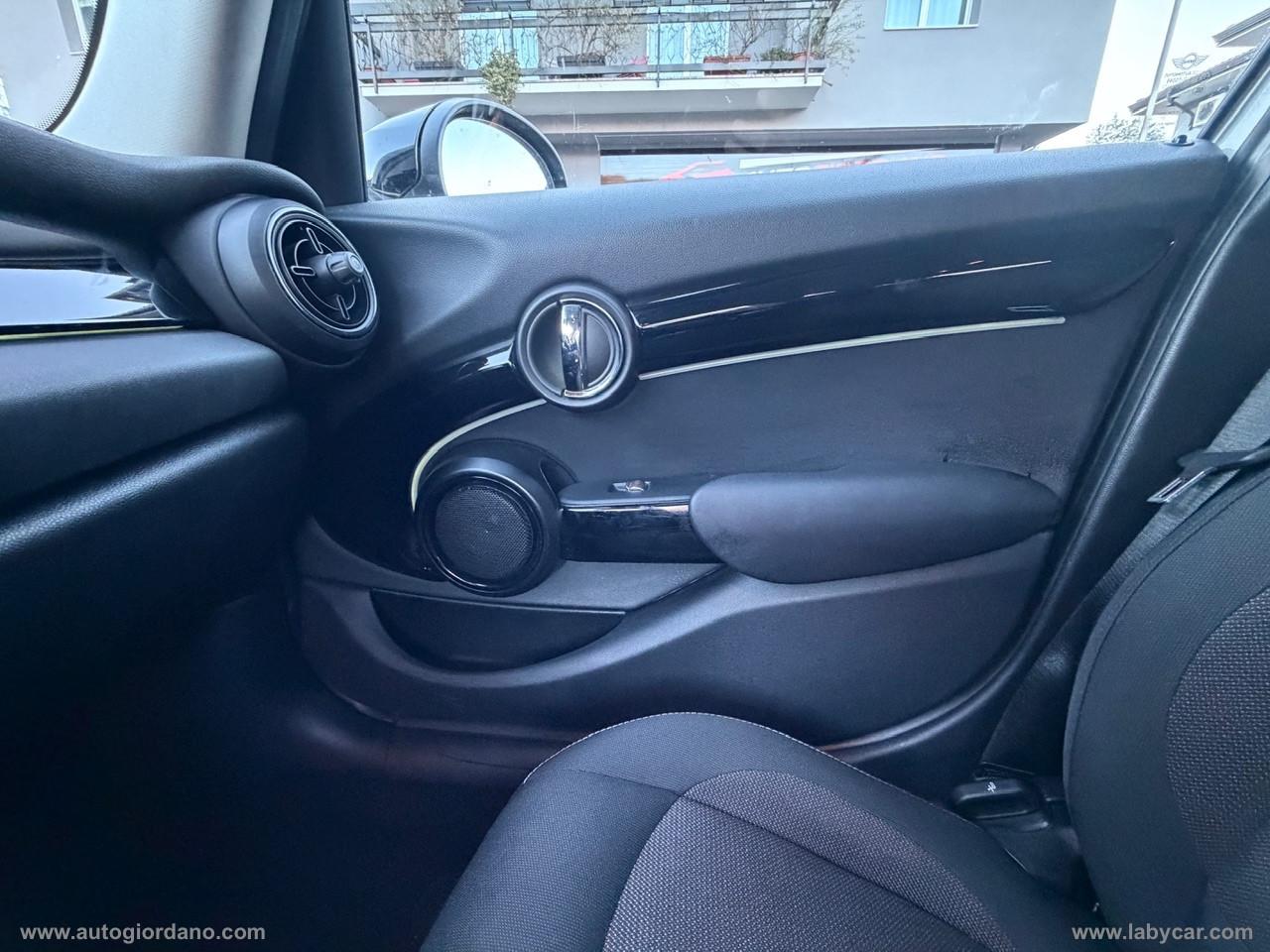 MINI Mini Cooper Classic 5 porte