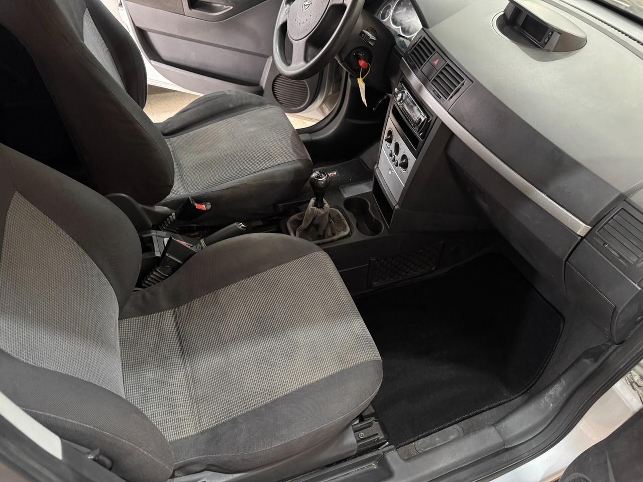 Opel Meriva 1.6 16V 100Ccv. Cosmo OK NEOPATENTATI